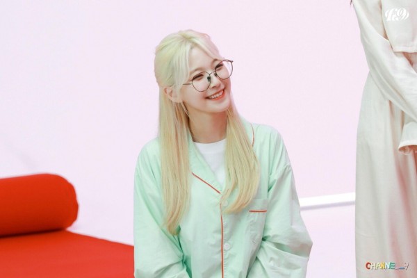 weverse_media_b052672d58d644d294ae298f999f200e249.jpg 1일 1지헌 131일차