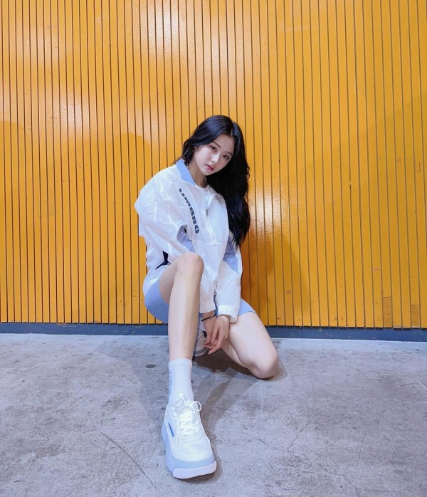 f83e513f627b4239948515b624c8ee79_337464281_880080699737121_861657336439047144_n.jpg 1일 1윤진 13일차