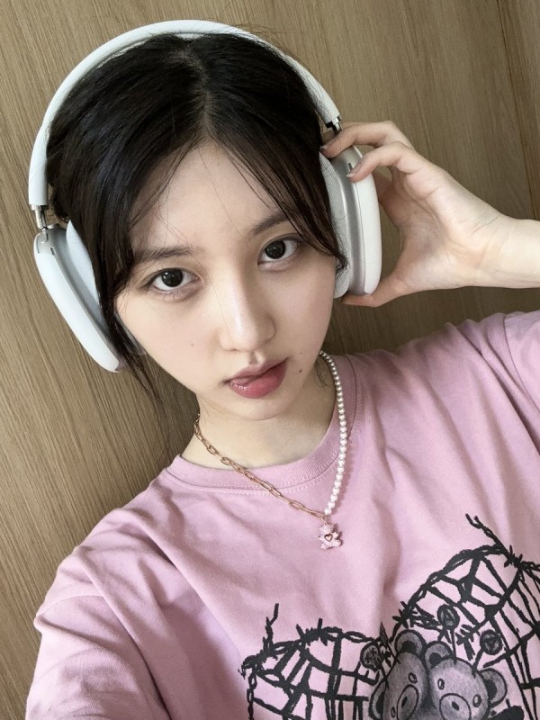 SaveTwitter.Net_F5pisZDawAAQ6lO.jpg 230910 멤공트 가을